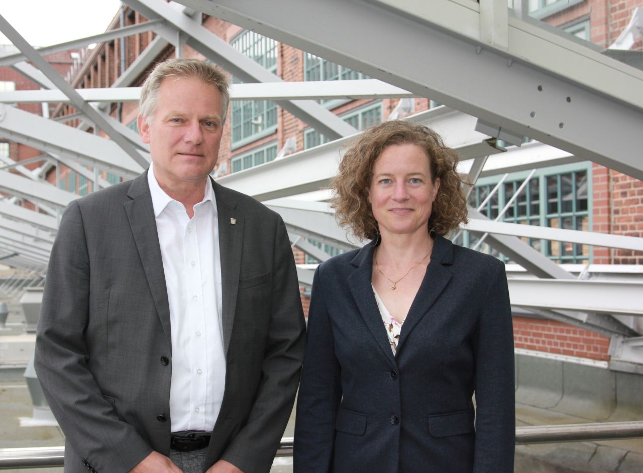 Die zukünftige Doppelspitze des Fraunhofer IZM: Prof. Ulrike Ganesh und Prof. Martin Schneider-Ramelow 